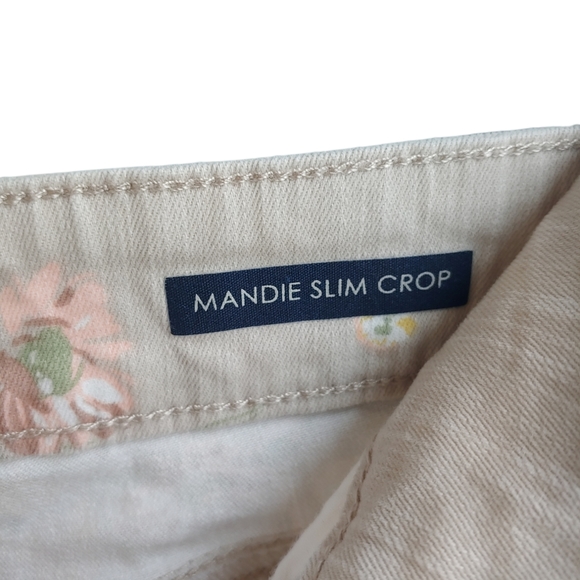 Bandolino Mandie Slim Crop Womens Size 8 Taupe Wash Pink Floral Ankle Crop Jeans - Picture 14 of 14
